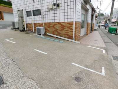 【駐車場】 | ハイツビチレブ | 9,000円