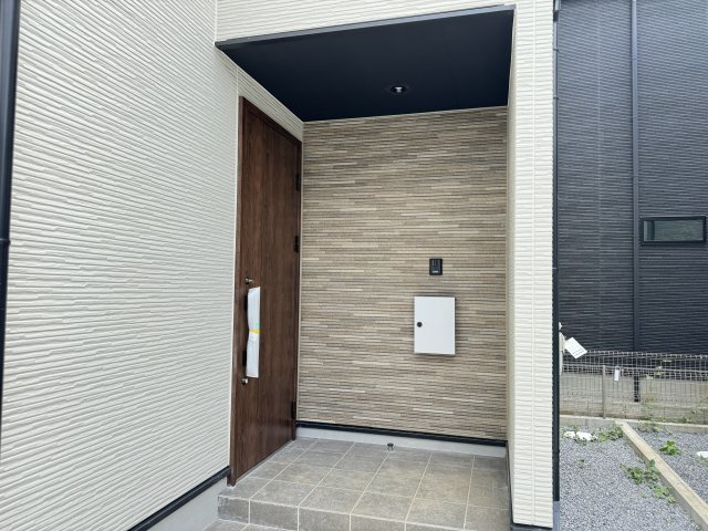 柏市逆井４丁目新築戸建（逆井６期）のエントランス|エントランス・玄関ポーチ