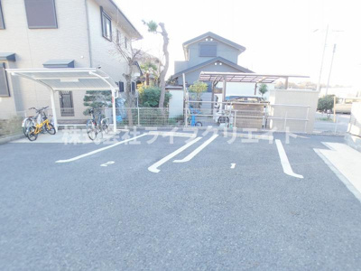 【駐車場】 | ラ・メルヴェーユ