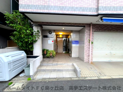 【エントランス】 | アネックス2号館