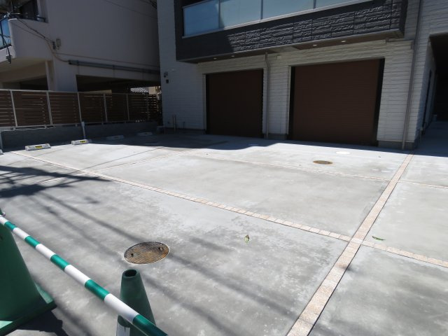 リックスエクラージュの駐車場