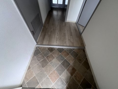 パラッシオ舞子の玄関