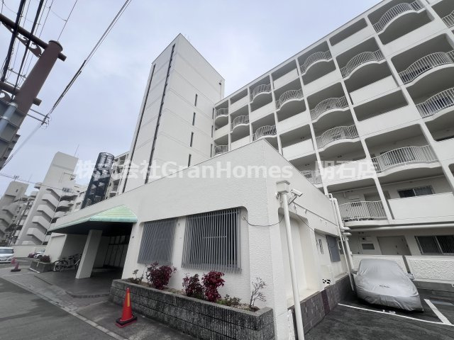 パラッシオ舞子の外観