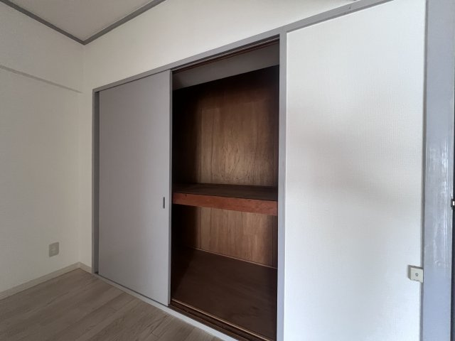 パラッシオ舞子の収納