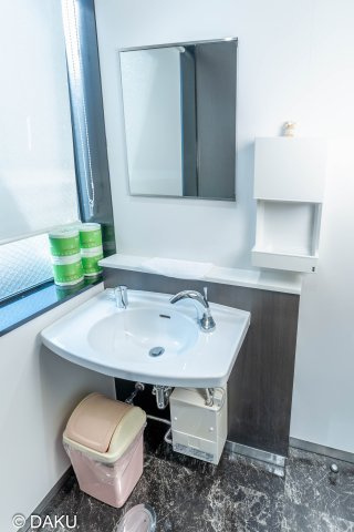  | 西新橋中ビル