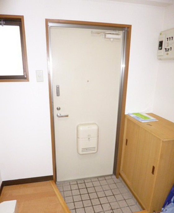 コーポラス坂井の玄関