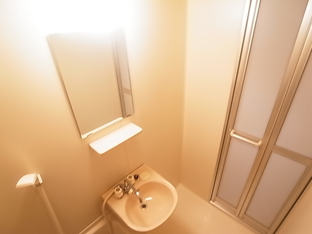 神戸市須磨区多井畑東町の賃貸マンションの洗面所|洗面台