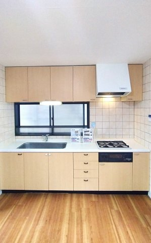  東大阪市東山町　中古戸建のキッチン