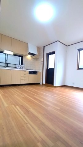  東大阪市東山町　中古戸建の居間・リビング