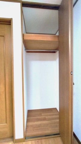  東大阪市東山町　中古戸建の収納