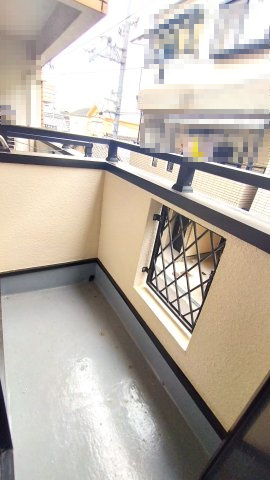  東大阪市東山町　中古戸建のバルコニー|2階
