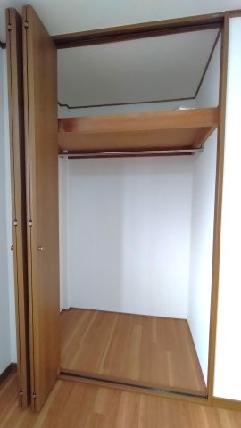  東大阪市東山町　中古戸建の収納