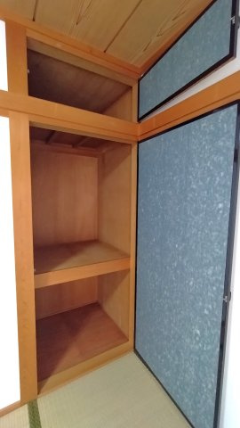  東大阪市東山町　中古戸建の収納