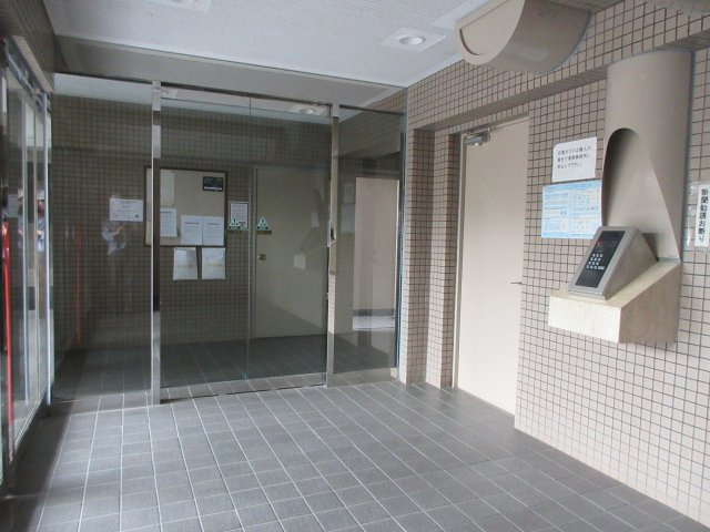 ジョイフル元住吉のエントランス