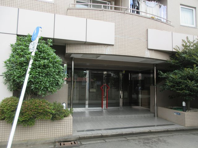 ジョイフル元住吉のエントランス