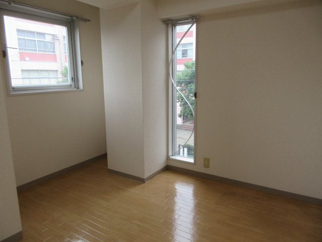 ジョイフル元住吉の洋室