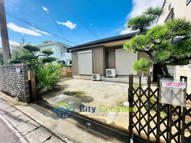 平塚市御殿　平屋戸建の外観