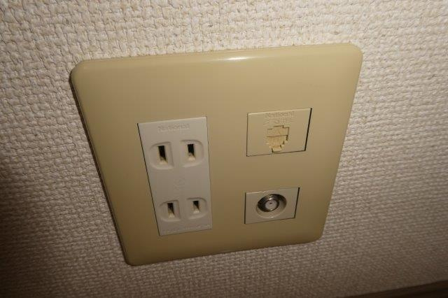 倉敷市福島のアパートの設備|ＴＶジャック・電話モジュラー