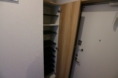 【玄関】 | REGALEST栄生町