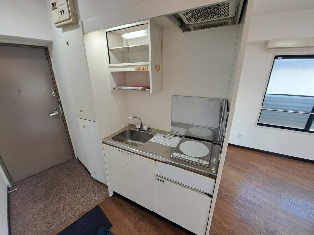 THE CITY 鳴尾のキッチン