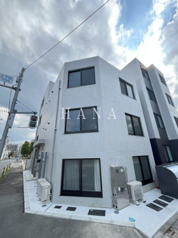 GardenCourtさくら通りの外観