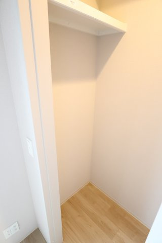 大阪市都島区片町１丁目の賃貸マンションの収納