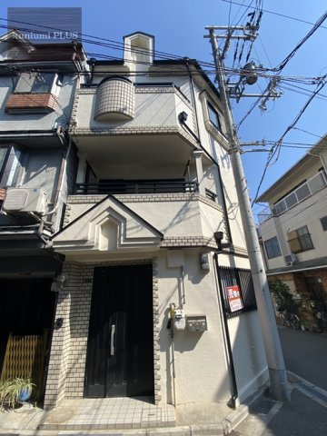 大阪市城東区成育4丁目の外観