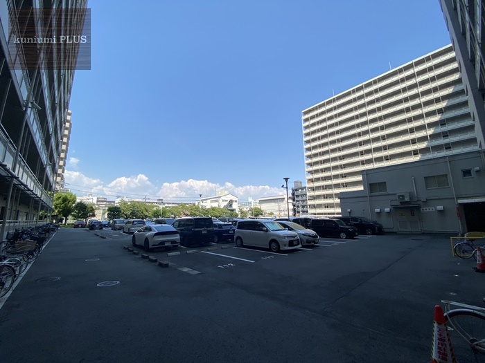 ルネ旭公園の駐車場