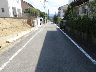 【前面道路含む現地写真】 | 川西市緑台4丁目　建築条件無土地