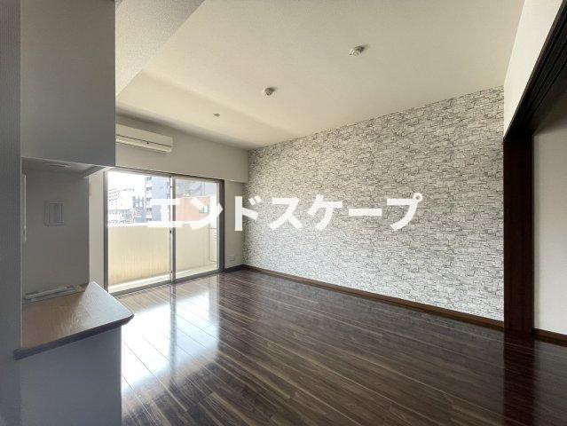アーバンポイント高崎の居間・リビング|高崎、前橋、伊勢崎エリアのお部屋探しはエンドスケープまで！お客様の理想お聞かせ下さい♪