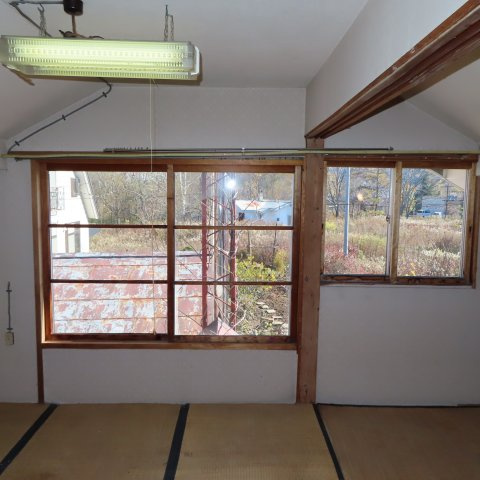 北見市留辺蘂町元町７４番地１０　中古売家の和室|２階10.5帖和室