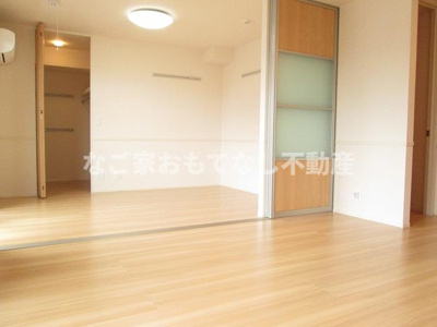 【内装】 | ボイス・セカンドA