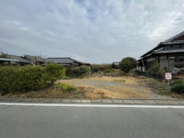 久留米市三潴町西牟田の売地の外観