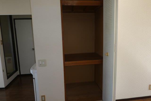 総社市中央６丁目のアパートの収納|LDK収納