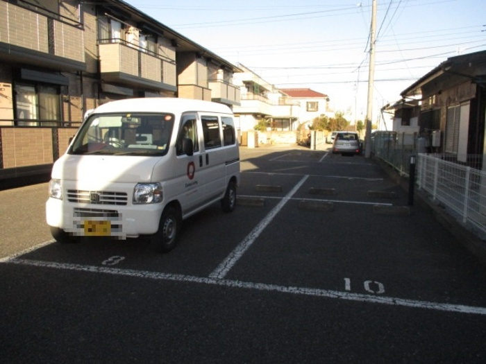 コンフォート Bの駐車場|駐車場