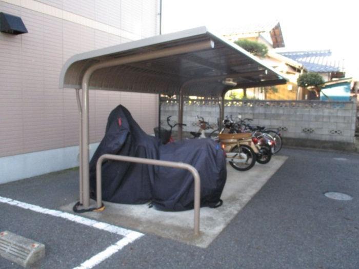 コンフォート Bのその他共用部分|駐輪場