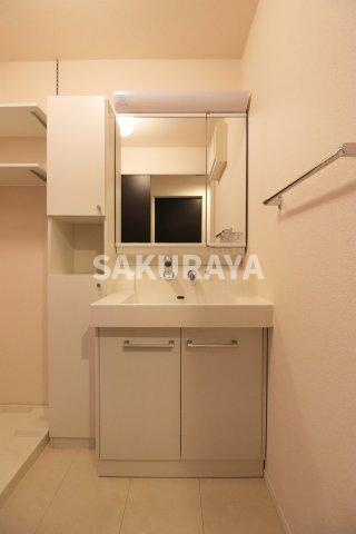 オクトトップの独立洗面台|現況と異なる場合がございます。