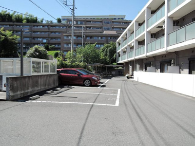 敷地内駐車場（要空確認）