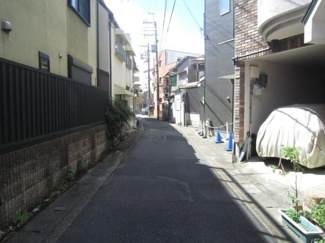 【前面道路含む現地写真】