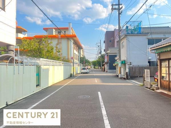 【前面道路含む現地写真】 | 鶴町３丁目　建築条件付き宅地 | フラット35S対応住宅　建築プラン有！