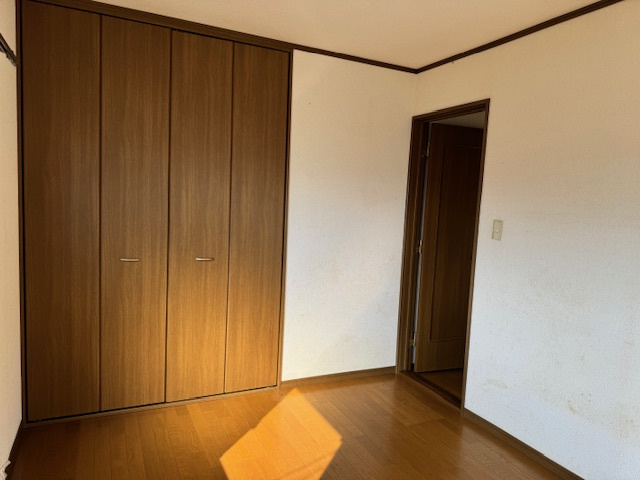 三田市西相野　中古戸建の洋室