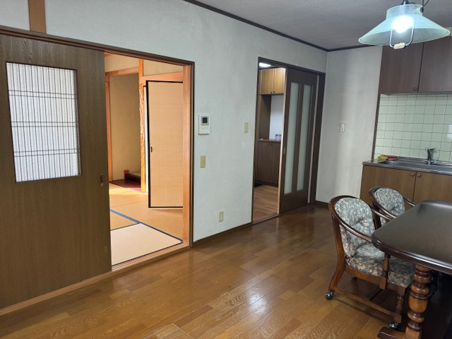 三田市西相野　中古戸建の居間・リビング