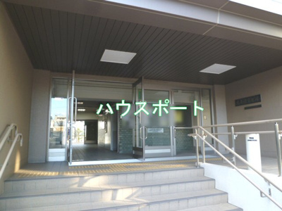 【エントランス】 | 九条住宅A棟 | 物件から近鉄 東寺駅まで徒歩10分