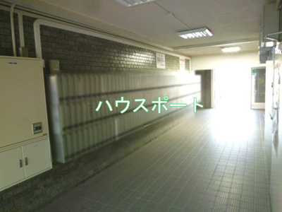 【エントランス】 | 九条住宅A棟