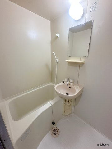 シティライフエステート難波南の浴室