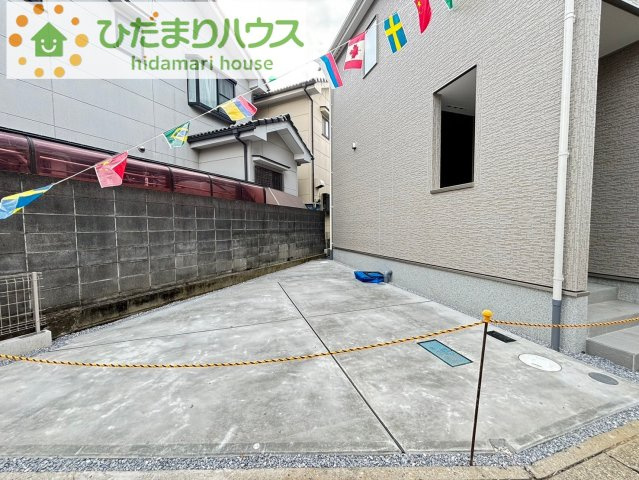 西区三橋　23-1期　新築戸建　リナージュ03の駐車場