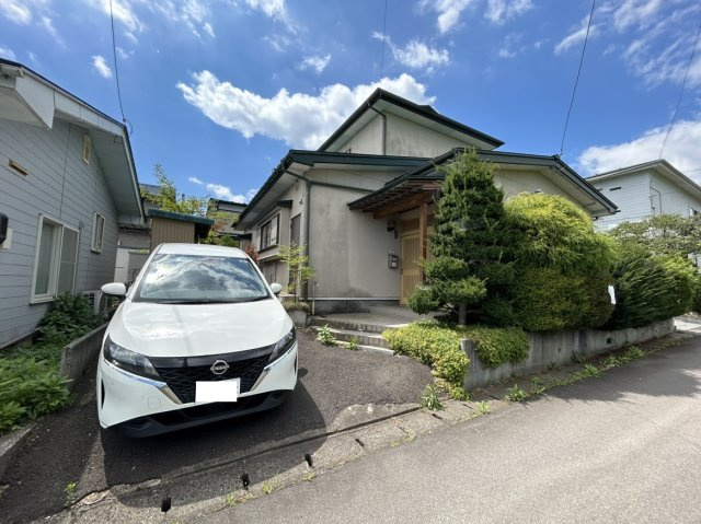 三戸郡五戸町字鍜冶屋窪の外観