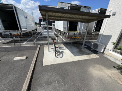 【その他共用部分】 | アベニール浦和美園 | 駐輪場です