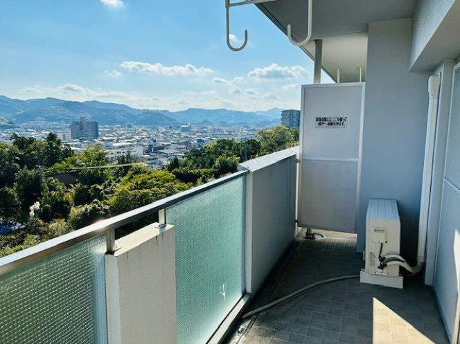 アーネスト能茶山の展望