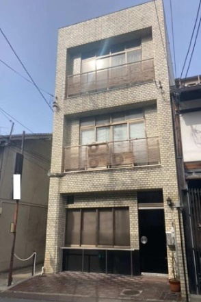 西六角町店舗の外観